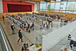 Blick in die Ausstellungshalle im Forum in Rot am See